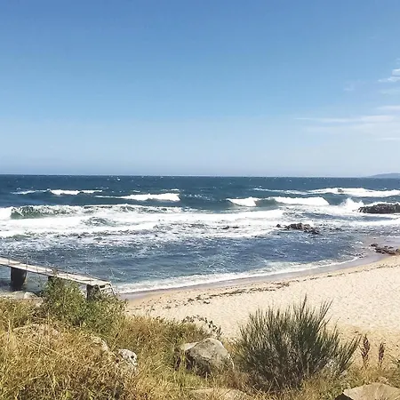 Сasa de vacaciones Three-bedroom In