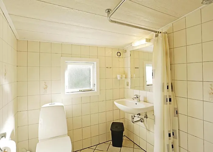 Сasa de vacaciones Three-bedroom In *